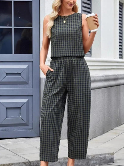 Stylisches kariertes ärmelloses Weste-Hose-Set