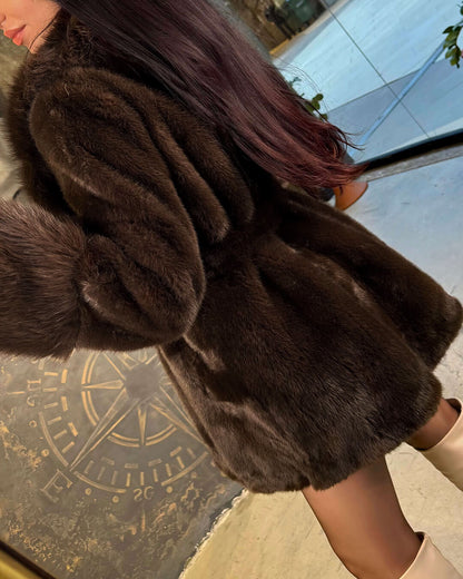 Stylisher Oversized Taillierter Faux Fur Coat