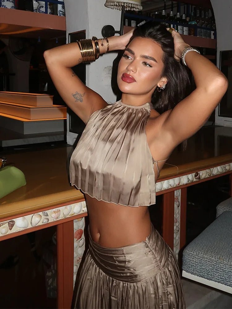 Halter Neck Rückfreies Cropped Top &amp; Rock Set