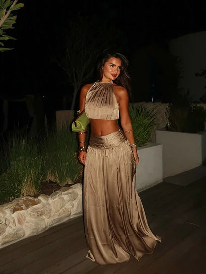 Halter Neck Rückfreies Cropped Top &amp; Rock Set